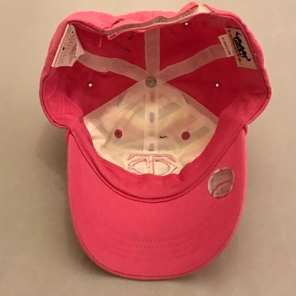 Fan Favorite Kid's Minnesota Twins MLB Pink Striped Baseball Hat
